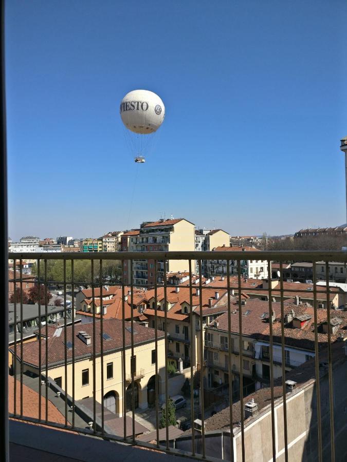 La Balounette - Pittoresco Attico Centrale Con Vista Sui Monti Turim Exterior foto